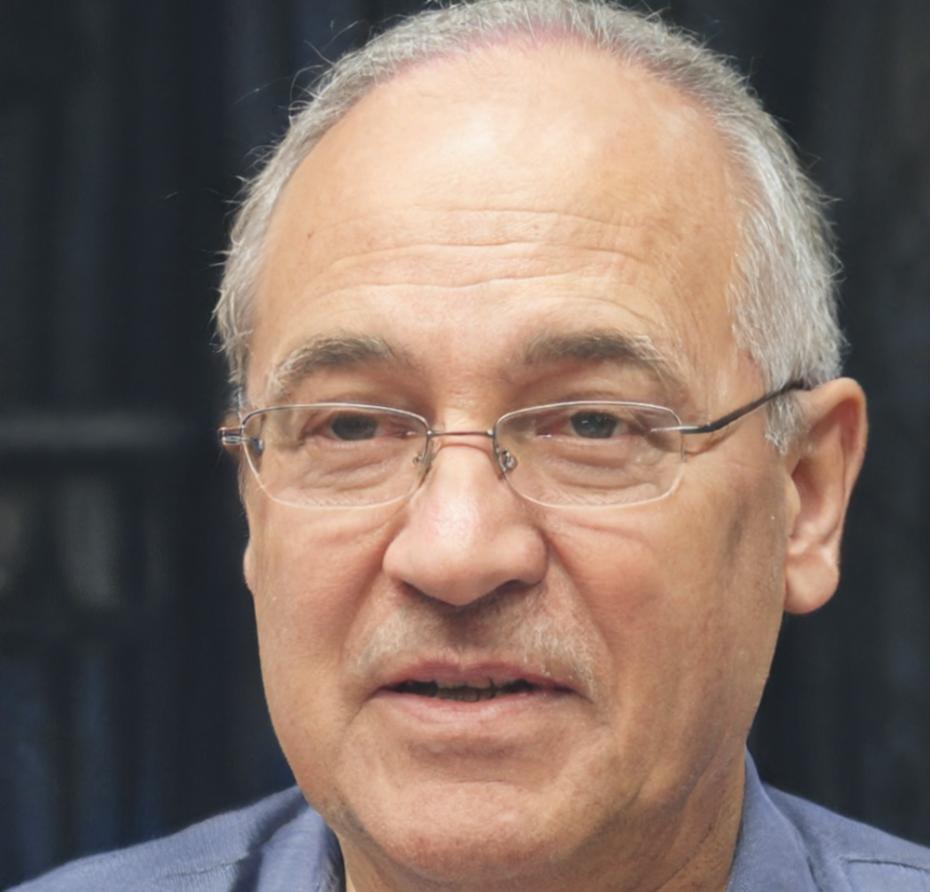 Carlos Mendoza, Director de Estrategia Financiera
